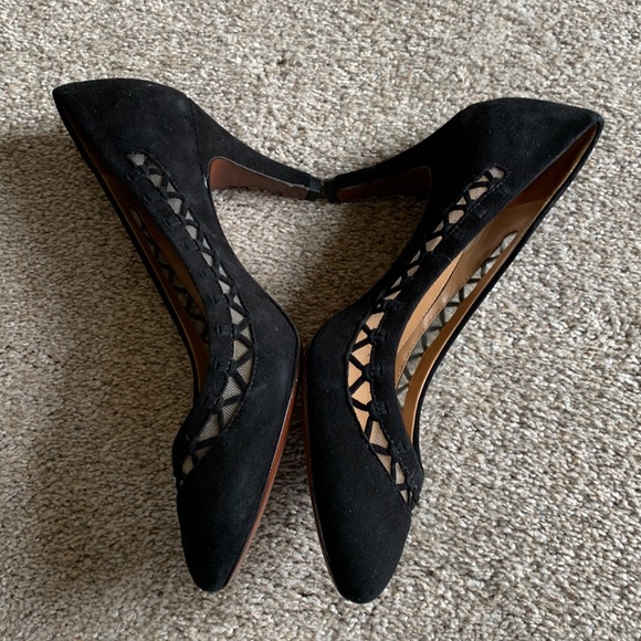 Elie Tahari Shoes.  Black. Size 9.   Velvet with a mesh detail - Picture 2 of 11